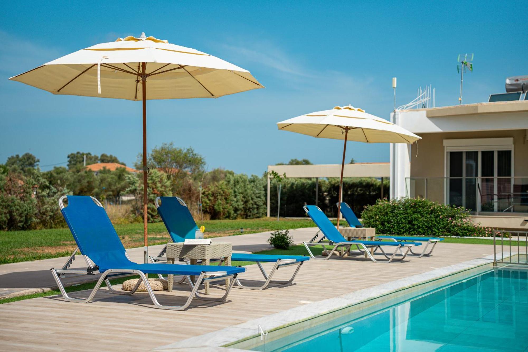Nancy'S Budget Villa With Pool & Jacuzzi By "Elite" ラガナス エクステリア 写真