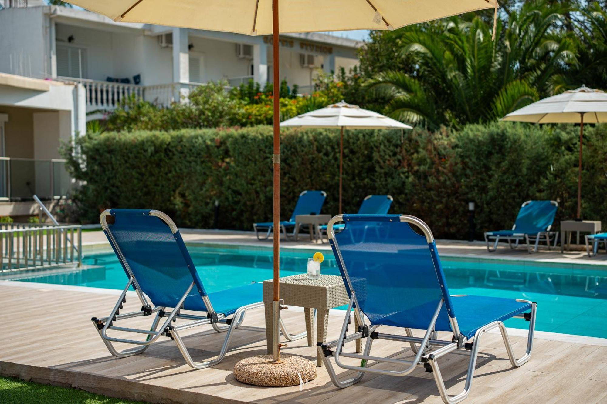 Nancy'S Budget Villa With Pool & Jacuzzi By "Elite" ラガナス エクステリア 写真